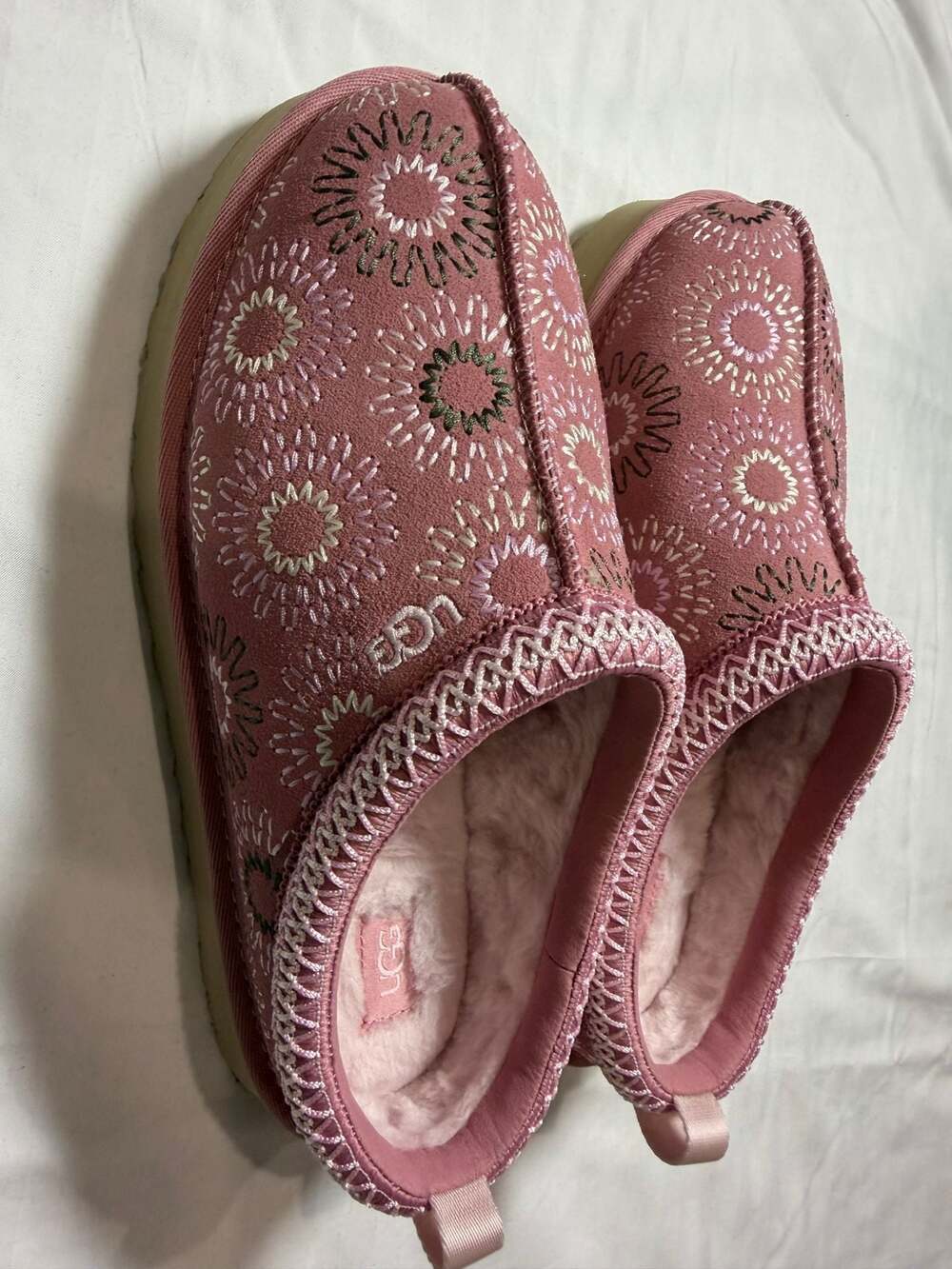 UGG Girls' Tazz Sun Stitch Clog Slippers